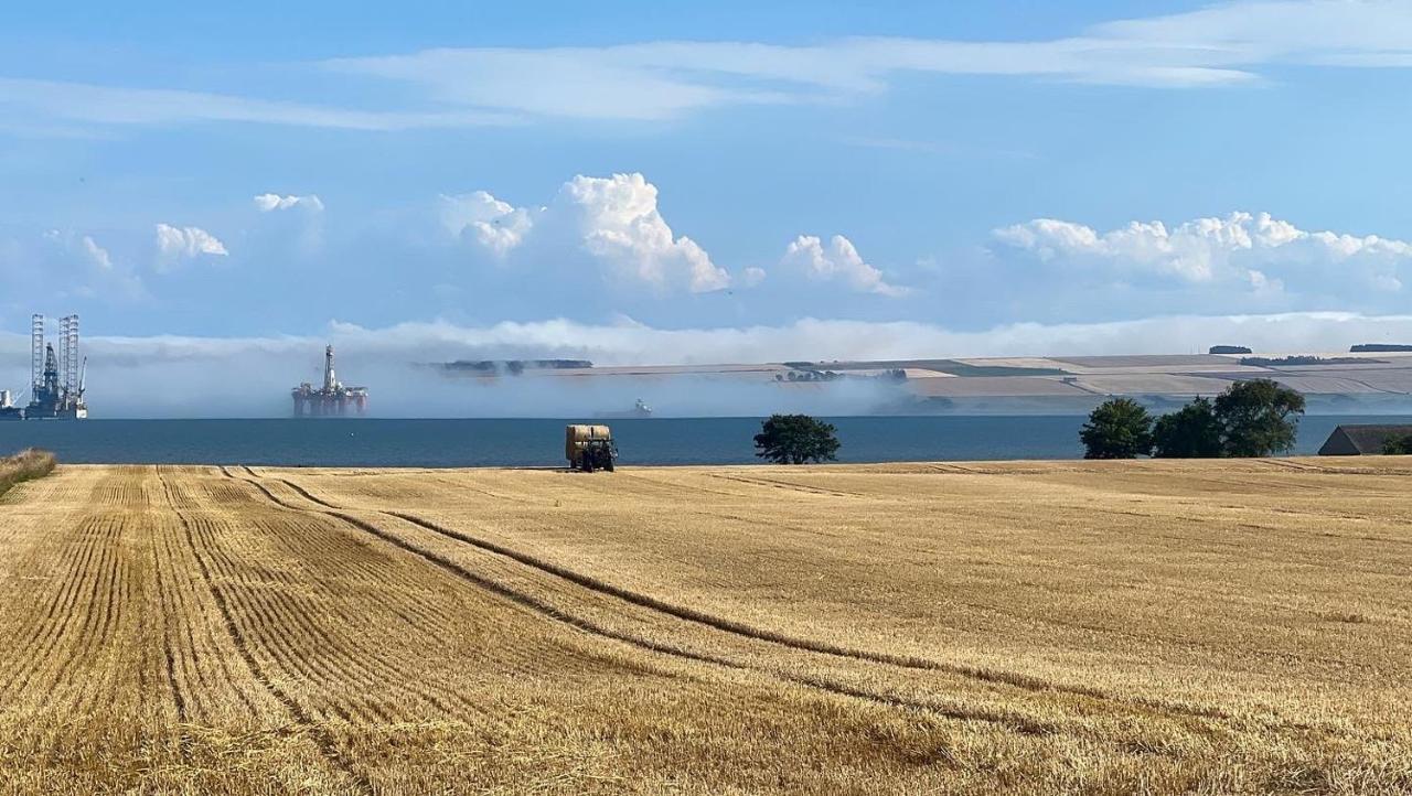 Апартаменты Black Isle View Дингуолл Экстерьер фото