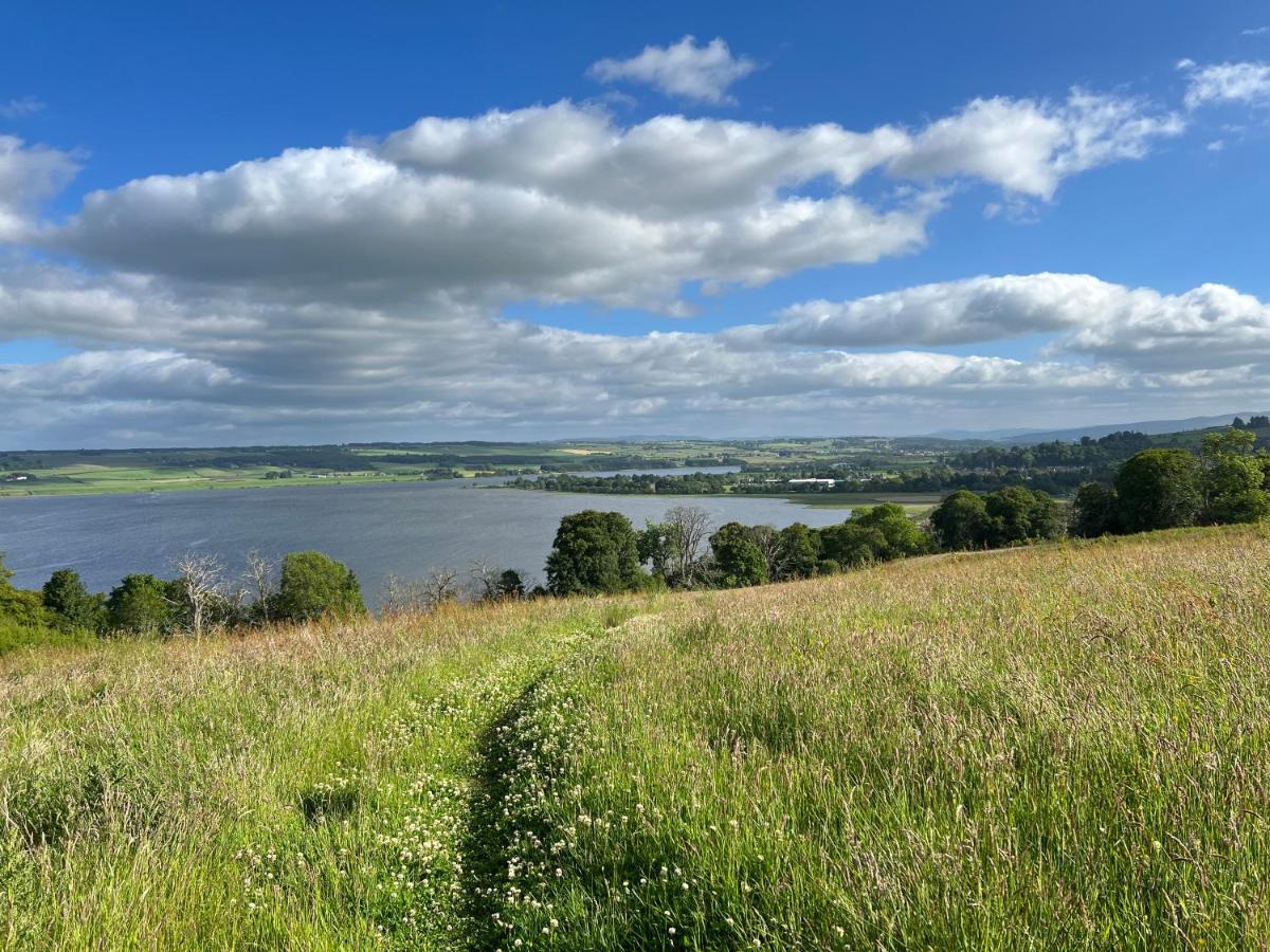 Апартаменты Black Isle View Дингуолл Экстерьер фото